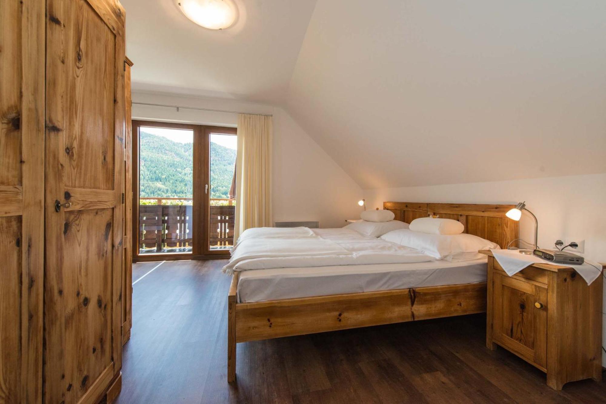 Haus Waldklause Hotel เทเคนดอร์ฟ ภายนอก รูปภาพ